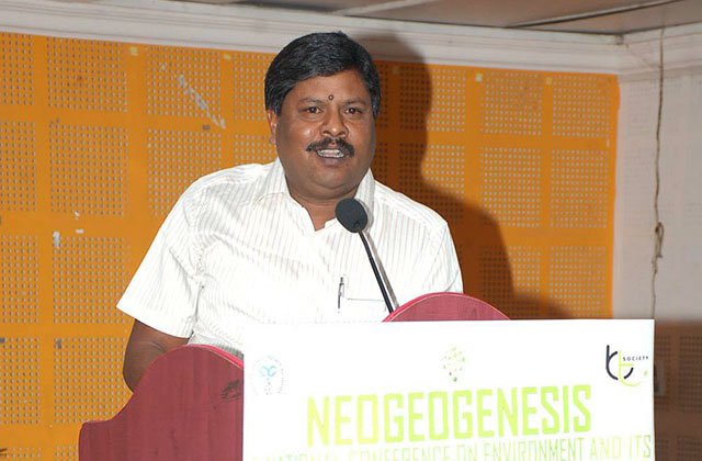 yoganathan-090